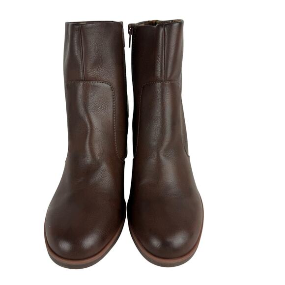 KORKS DESTINY VEGAN LEATHER STACKED HEEL ANKLE BOOTIE IN BROWN NWOB SIZE 9.5M - Picture 2 of 14